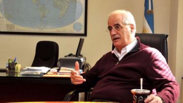 Taiana, actualmente, es senador, en la banca que dejó CFK cuando asumió la vicepresidencia.-