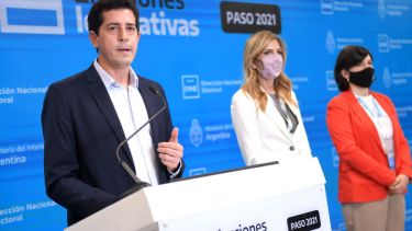 El ministro del Interior habló en conferencia de prensa.
