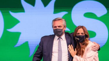 Fernández acompañó la candidata Victoria Tolosa Paz en el acto de La Plata.