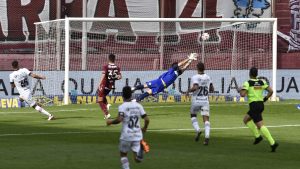 Liga Profesional: Newell&#8217;s sorprendió a Lanús y lo dejó sin liderazgo