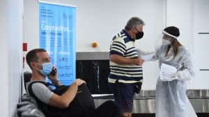Alerta por un posible brote de la variante Delta de coronavirus en un barrio cerrado de Santa Fe