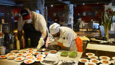 La presentación de la octava edición de Bariloche a la Carta se realizó este mediodía con una explosión de sabores. Foto: Chino Leiva