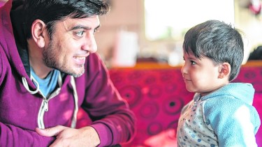 Es aconsejable propiciar espacios de comunicación para conversar sobre las necesidades y emociones de cada integrante de la familia.