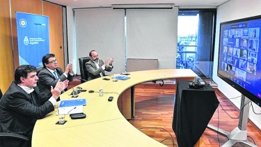 Una de las últimas reuniones del Consejo del Salario. 