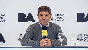 Quirós: «Todavía no es momento de discutir la retirada del barbijo»