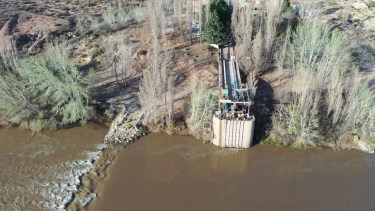 El motor en el río Neuquén es el más costoso (Foto: archivo)