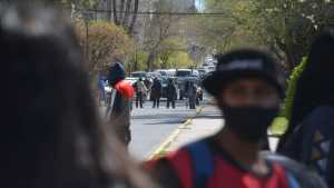 Suspendieron el corte de la Avenida Argentina en Neuquén por acuerdo con Provincia