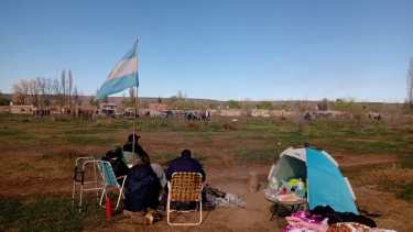 La toma de una chacra derivó en un conflicto en la zona sur de Allen. Foto Juan Thomes