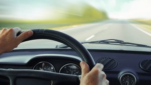 Conducir con sueño, casi tan peligroso como hacerlo alcoholizado