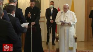 Francisco en Budapest: pidió a Europa que rechacen el antisemitismo