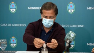 Mendoza habilitó reuniones de hasta 4 mil personas en lugares cerrados y 5 mil al aire libre