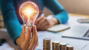 Tips para ahorrar en el consumo energía eléctrica
