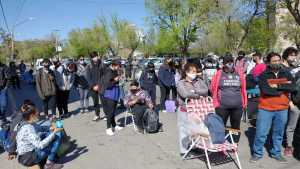 Hoy siguen los cortes de la Avenida Olascoaga de Neuquén con clases públicas
