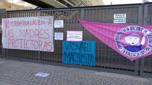 Reclaman que no criminalicen a las «madres protectoras» en Neuquén