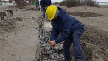La obra se inició con la demolición del muro que se encuentra en pésimas condiciones. Foto Gentileza.