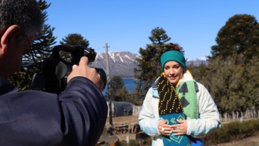 Villa Pehuenia-Moquehue una vez más es sede de producciones audiovisuales. (Gentileza municipalidad)