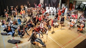 Día de la Primavera y del Estudiante: sol pleno y actividades culturales al aire libre se suman a los festejos