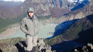 Al cerro Tronador lo cuida una pareja de guardaparques