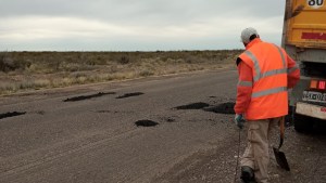 Continúan las tareas de reparación de la Ruta 22 entre Chichinales y Chelforó