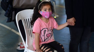 El especialista destacó la importancia de la vacunación en niños. Foto Alfredo Leiva. 