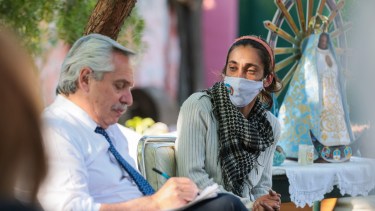 El presidente instó a sus ministros a que dinamicen la gestión y "pateen la calle".