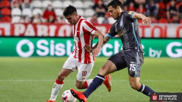 Del Prete dio una asistencia en el empate de Estudiantes con Atlético Tucumán