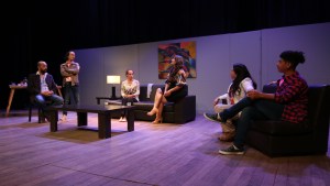 Una sala llena terminó &#8216;Bajo Terapia&#8217; en Roca