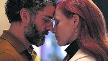 Florencia Canale, una de las escritoras más leídas, y referente de la novela romántica histórica, aseguró en redes que es “la serie del año”.