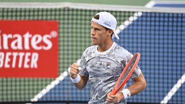 El Peque levantó dos match points en contra.