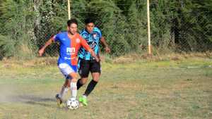 Deportivo Roca y Unión golearon en la Liga Confluencia