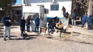Trabajadores del EPAS denunciaron que se arrojan líquidos sin tratar al Limay