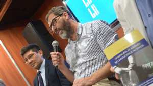 Libro de fiscal neuquino propone nuevo  enfoque sobre sobre adolescencia y derecho penal
