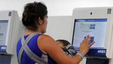 Las fechas de cobro están atadas a los feriados del fin de semana.-