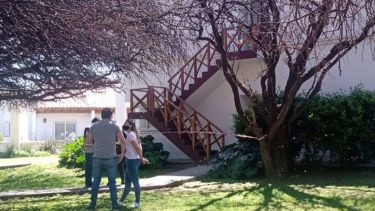 El cuerpo fue hallado en el hotel  "La Campiña", a pocos kilómetros de Santa Rosa. Foto: gentileza La Reforma.-