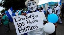 Imagen de Ortega, aislado, amordaza a la prensa y a la Iglesia