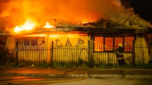 El presidente Alberto Fernández le sugirió a Carreras que cree una fuerza especial contra los atentados