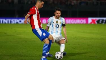 Messi no pudo hacer la diferencia en un partido complicado. 