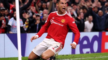 Cristiano Ronaldo festeja desaforado su gol para la victoria del Manchester United. 