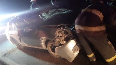 Los bomberos voluntarios de Plaza Huincul intervinieron en el incidente (Foto: gentileza) 