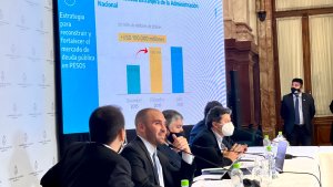 Guzmán volvió a ajustar la proyección de déficit: la bajó al 3,5% del PIB para 2021