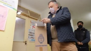 Gennuso votó dispuesto a «poner el hombro» desde Bariloche por el país