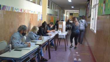 Las autoridades de mesa podrán cobrar un viático de 40 mil pesos por participar de las Elecciones 2023.- Foto: Archivo Yamil Regules
