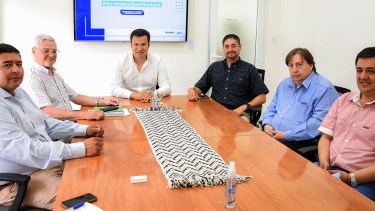 El acuerdo del nuevo servicio, se concretó con referentes provinciales y de las localidades del norte de Neuquén. Foto: Gentileza Neuquén Informa