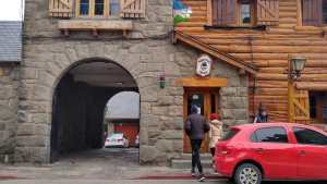 Por el turismo, hay varias comisarías para justificar la no emisión de voto en Bariloche