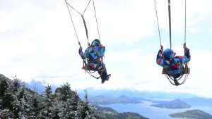 Los cerros que rodean Bariloche amanecieron nevados