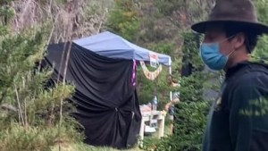 Desmantelan una fiesta clandestina en lago Guillelmo dentro del parque Nahuel Huapi