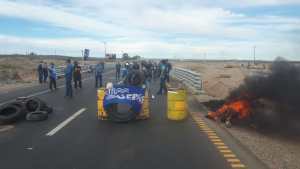 Trabajadores del EPAS levantaron el corte sobre Ruta 22 en Arroyito