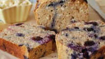Imagen de Budín de ricotta y arándanos