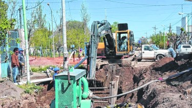El colector cloacal del Oeste II, una mega obra que va de norte a sur y de este a oeste en la ciudad.