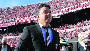 River recibe a Racing con la chance de gritar campeón: hora, formaciones y TV